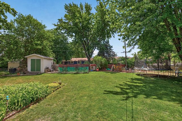 1094 Lowell Drive, Apple Valley, MN 55124