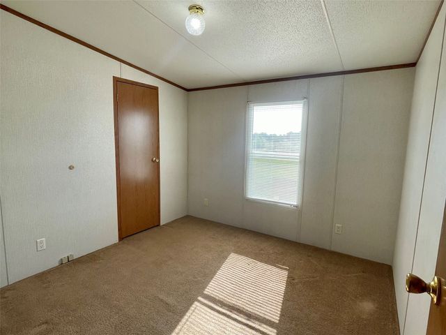 7755 Houston Road, Sanger, TX 76266