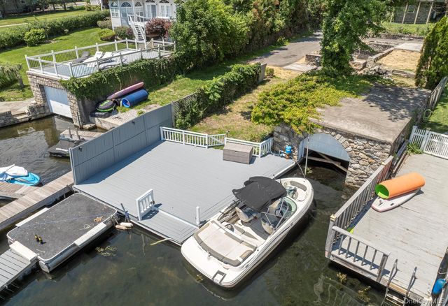 68 W Lake Boulevard, Mahopac, NY 10541