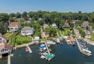 68 W Lake Boulevard, Mahopac, NY 10541
