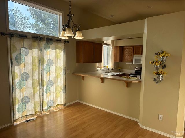 1052 E Ashford St, Meridian, ID 83642