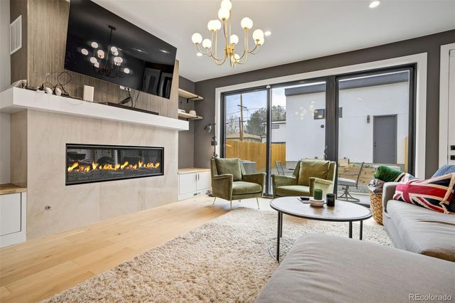 2526 S Lincoln Street, Denver, CO 80210