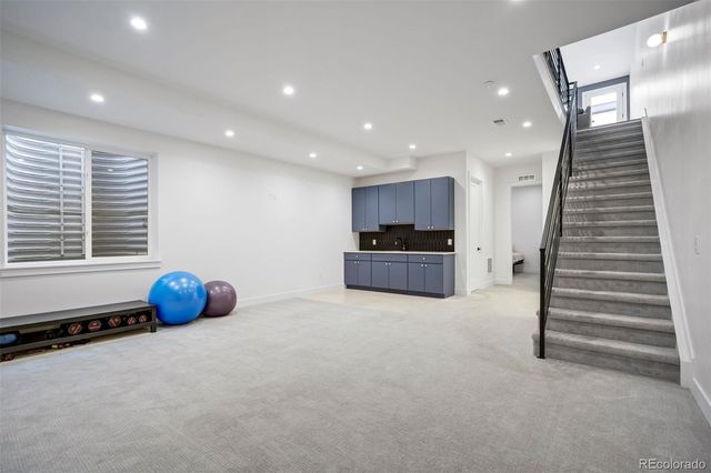 2526 S Lincoln Street, Denver, CO 80210
