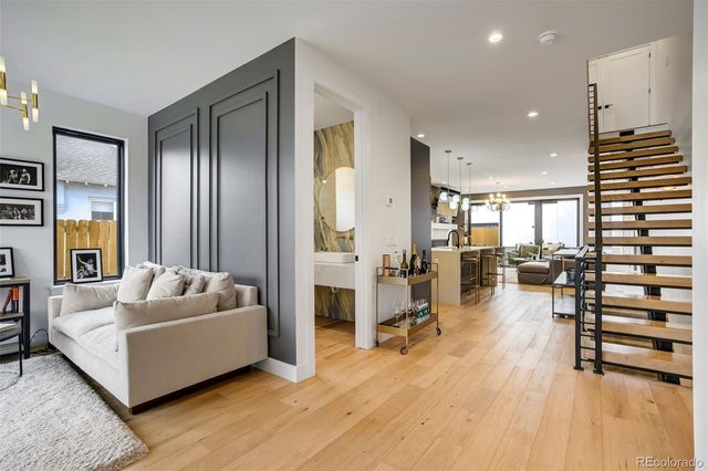 2526 S Lincoln Street, Denver, CO 80210