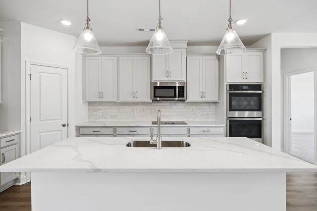 134 Emeline Way, Mount Juliet, TN 37122