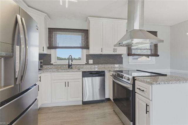 3113 Woodlawn DR, Suffolk, VA 23434