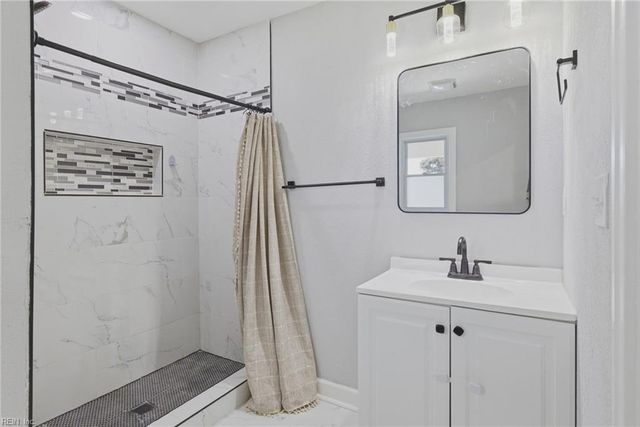 3113 Woodlawn DR, Suffolk, VA 23434