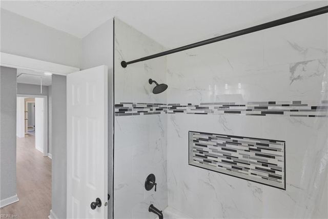3113 Woodlawn DR, Suffolk, VA 23434