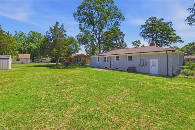 3113 Woodlawn DR, Suffolk, VA 23434