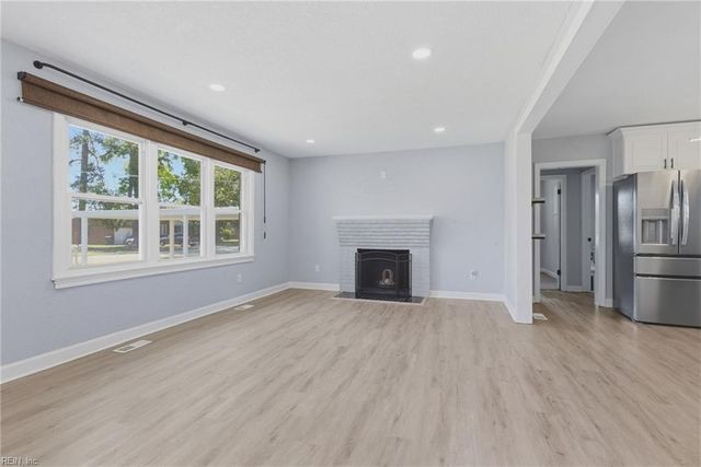 3113 Woodlawn DR, Suffolk, VA 23434