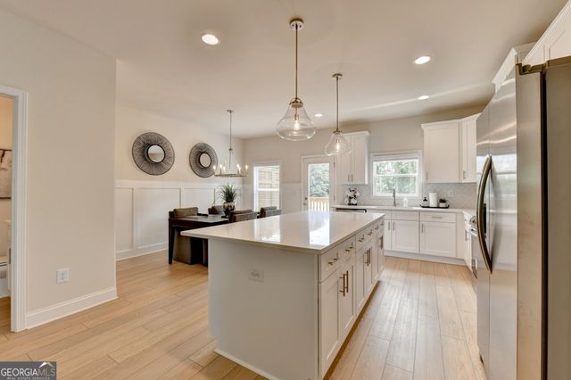 814 Glennferry Road, Mableton, GA 30126