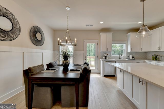 814 Glennferry Road, Mableton, GA 30126