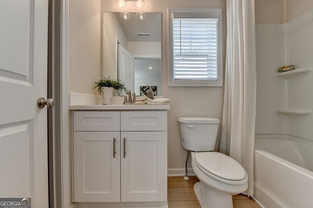 814 Glennferry Road, Mableton, GA 30126