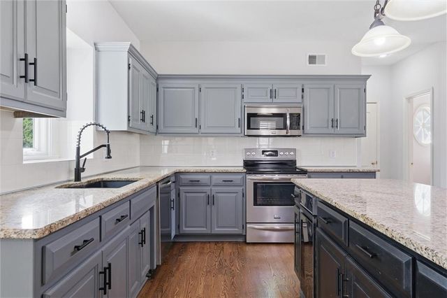 5705 W 153rd Street, Overland Park, KS 66223
