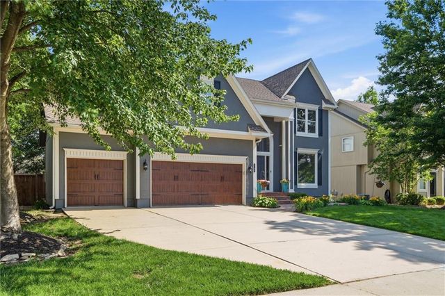 5705 W 153rd Street, Overland Park, KS 66223