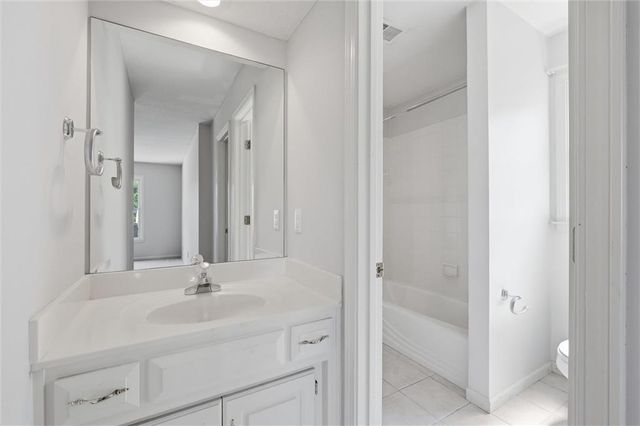5705 W 153rd Street, Overland Park, KS 66223