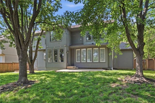 5705 W 153rd Street, Overland Park, KS 66223