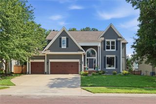 5705 W 153rd Street, Overland Park, KS 66223