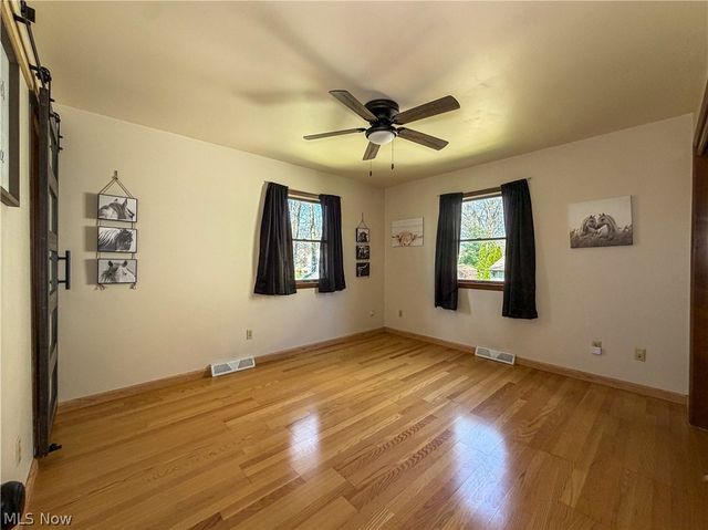 165 Winter Lane, Cortland, OH 44410