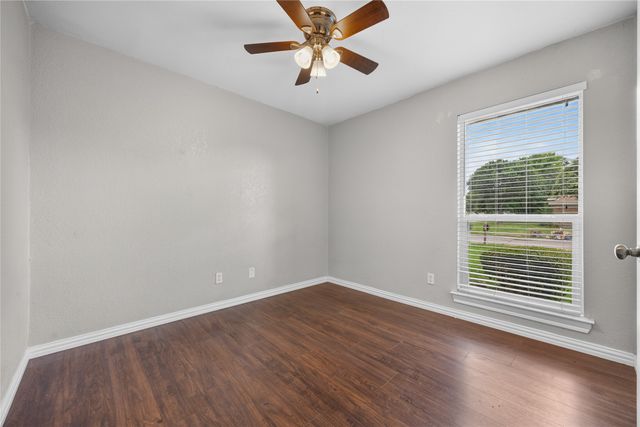 2217 Rockbluff Drive, Rowlett, TX 75088