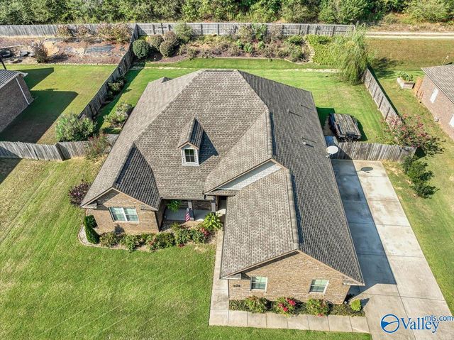 1107 Flatts Trace, Cullman, AL 35055