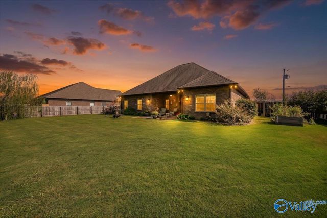 1107 Flatts Trace, Cullman, AL 35055
