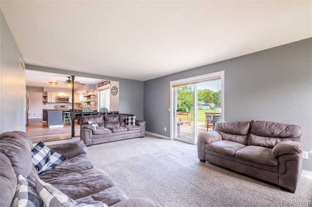 9359 Lochmoor Drive, Davison, MI 48423