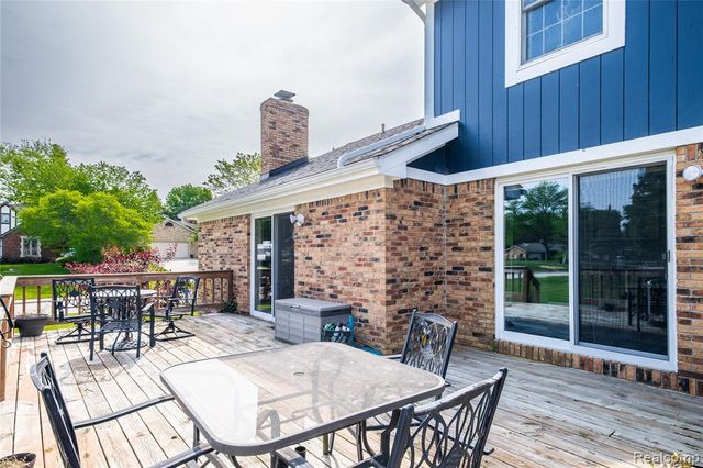 9359 Lochmoor Drive, Davison, MI 48423