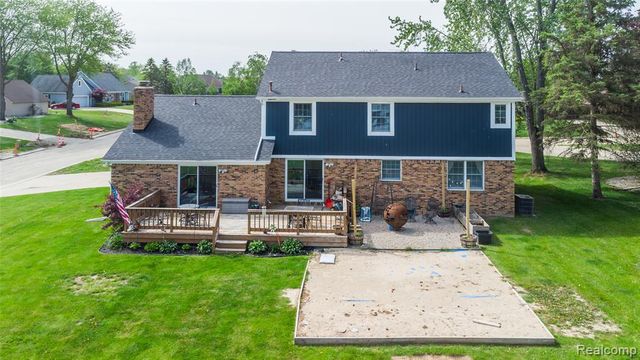 9359 Lochmoor Drive, Davison, MI 48423