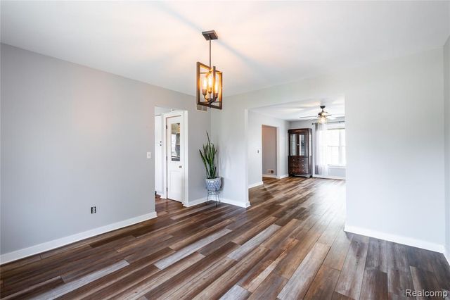 9359 Lochmoor Drive, Davison, MI 48423