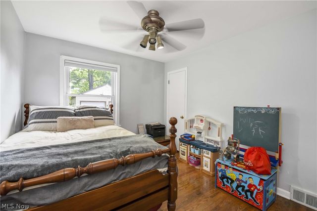 6483 Fernhurst Avenue, Parma Heights, OH 44130
