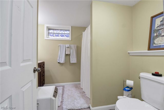 6483 Fernhurst Avenue, Parma Heights, OH 44130