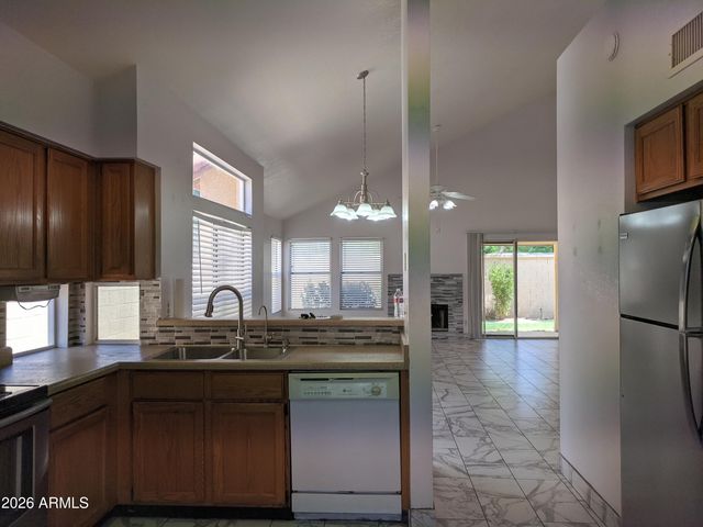 1321 N JAMAICA Way, Gilbert, AZ 85234