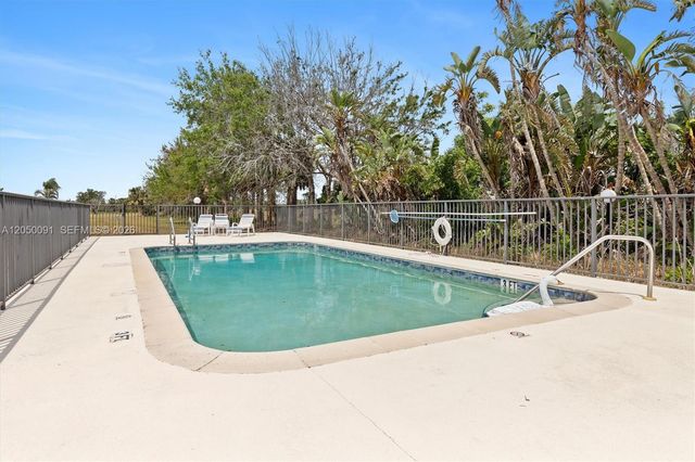 7196 N Plum Tree 321 321, Punta Gorda, FL 33955