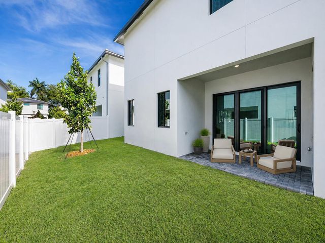 1449 SW 23rd Court, Fort Lauderdale, FL 33315