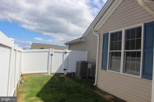 253 LANTERN LANE, Chambersburg, PA 17201