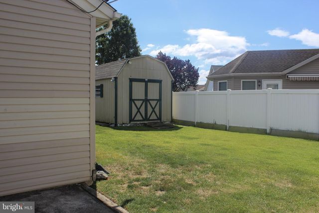 253 LANTERN LANE, Chambersburg, PA 17201
