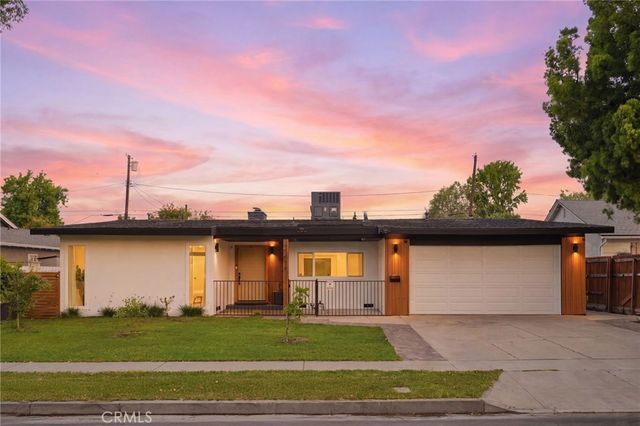 10415 Bevis Avenue, San Fernando, CA 91345