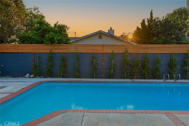 10415 Bevis Avenue, San Fernando, CA 91345