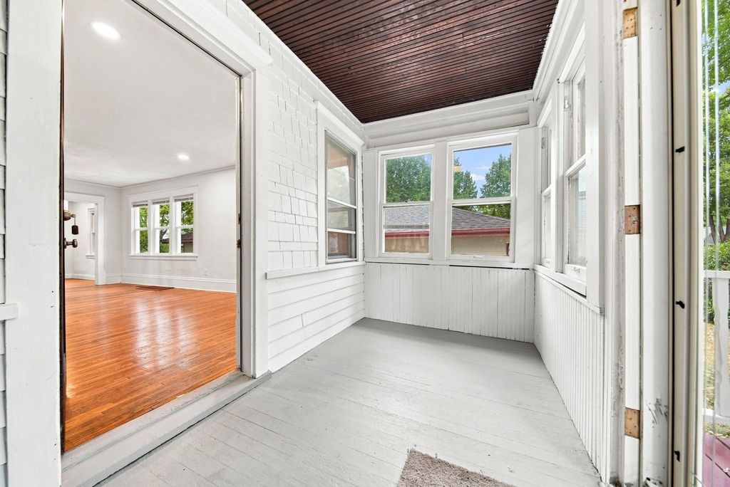 1401 Hazel Street N, Saint Paul, MN 55119 — photo 2