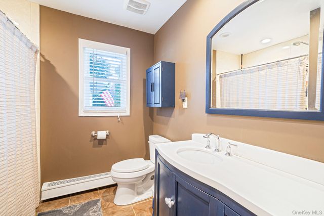 248 6th Avenue, Saint James, NY 11780
