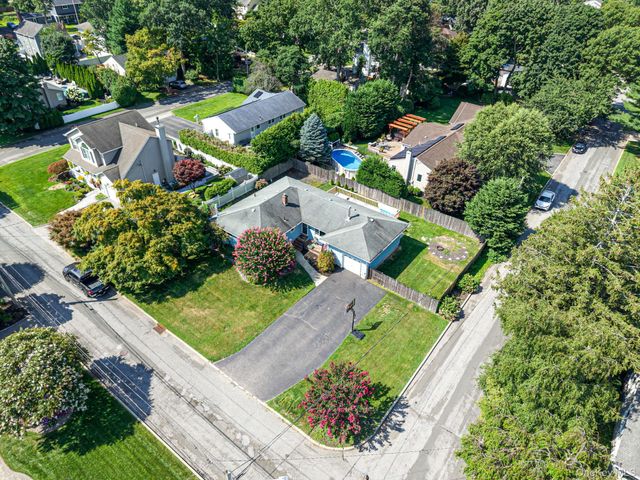 248 6th Avenue, Saint James, NY 11780