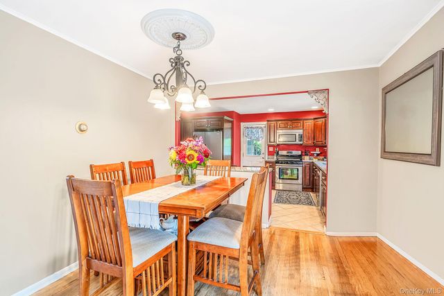 248 6th Avenue, Saint James, NY 11780