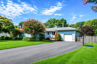 248 6th Avenue, Saint James, NY 11780