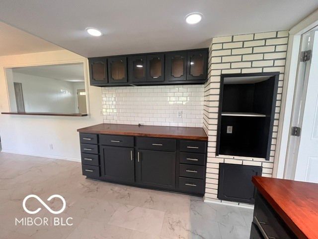 132 W Brunswick Avenue, Indianapolis, IN 46217