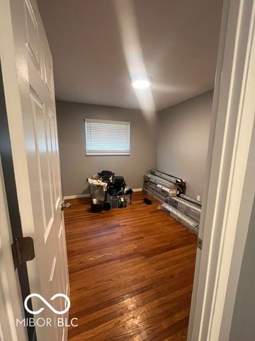 132 W Brunswick Avenue, Indianapolis, IN 46217