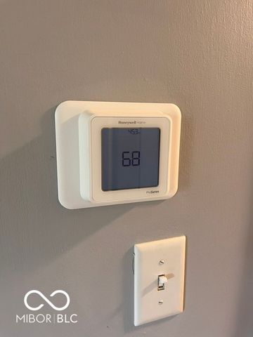 132 W Brunswick Avenue, Indianapolis, IN 46217