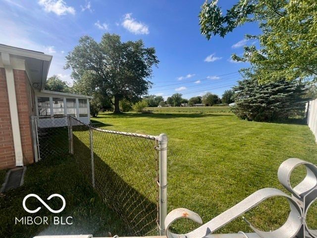 132 W Brunswick Avenue, Indianapolis, IN 46217