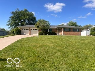 132 W Brunswick Avenue, Indianapolis, IN 46217