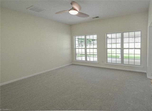 2914 Chestnut Heights Road, Winston-salem, NC 27107